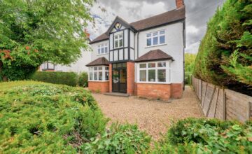 Kennylands Road, Sonning Common